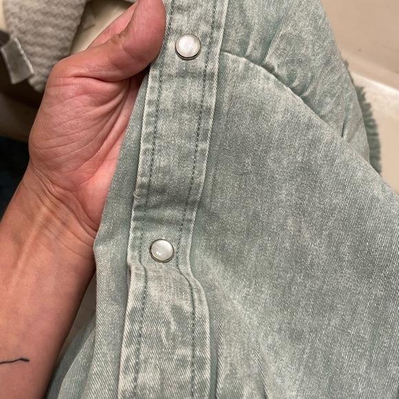 Vici Button Down Dress - Picture 4 of 5